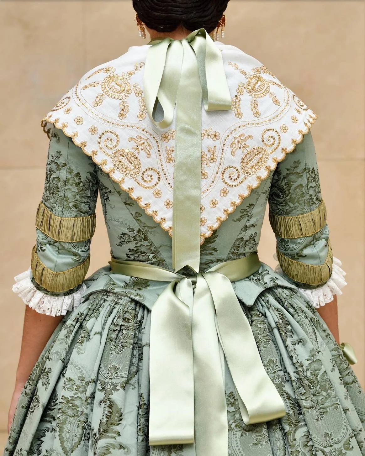 Traje de fallera mujer, foto 1 de 1